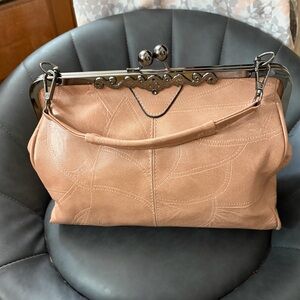 Elegant Blush Faux Leather Women's Kiss Lock Handbag